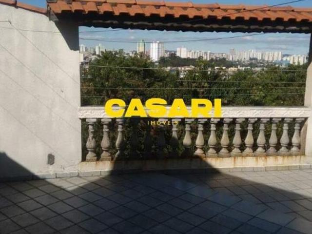 Sobrado à Venda com 3 Dormitórios e 180m² na Vila Palmares Santo André/SP | Ca