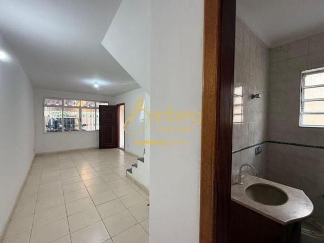 Sobrado a Venda com 3 Dormitórios sendo 1 Suite com 2 vagas no Jardim Prudencia