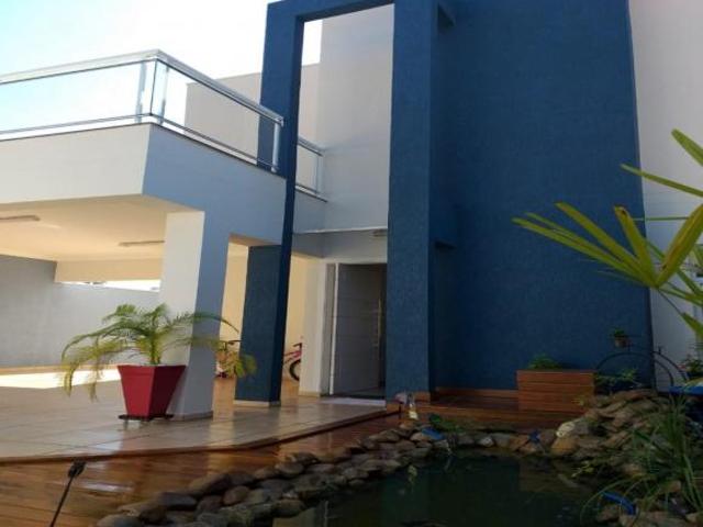 SOBRADO À VENDA COM 3 DORMITÓRIOS, SENDO 1 SUÍTE MASTER COM HIDRO, ÁREA GOURMET E PISCINA AQUECIDA