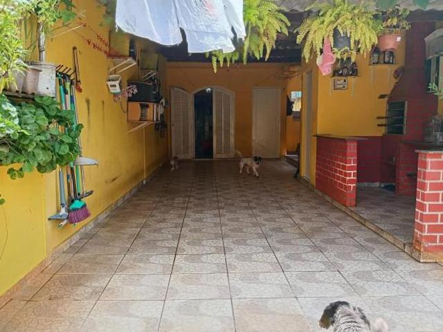 Sobrado à venda com 3 dormitórios por R$ 350.000,00 próximo ao banco itaú, Jardim Zaira, Mauá, SP