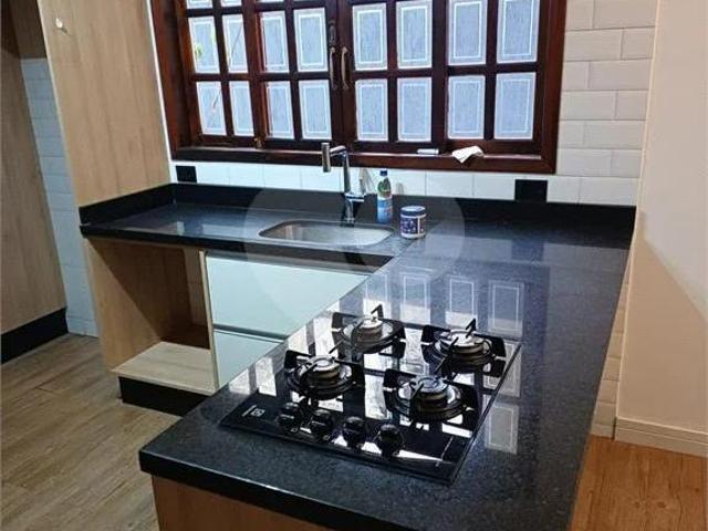 Sobrado à Venda, com 3 Quartos e 4 banheiros à Venda, 192 m² Rua Jacob Bunel Jardim Santa Mônica