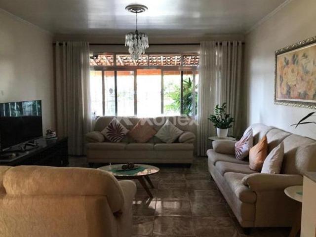 Sobrado à venda com 4 quartos em Vila Amália zona Norte, São Paulo