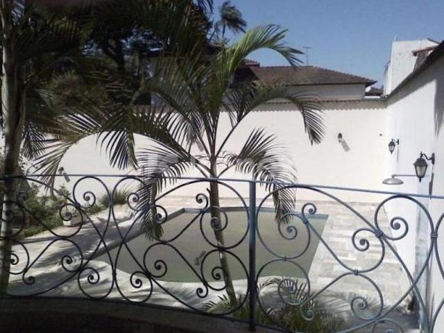Sobrado à venda com 4 quartos em Horto Florestal, São Paulo
