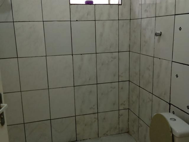 Sobrado à venda com 5 quartos e 150 m² de área total por R$ 450.000