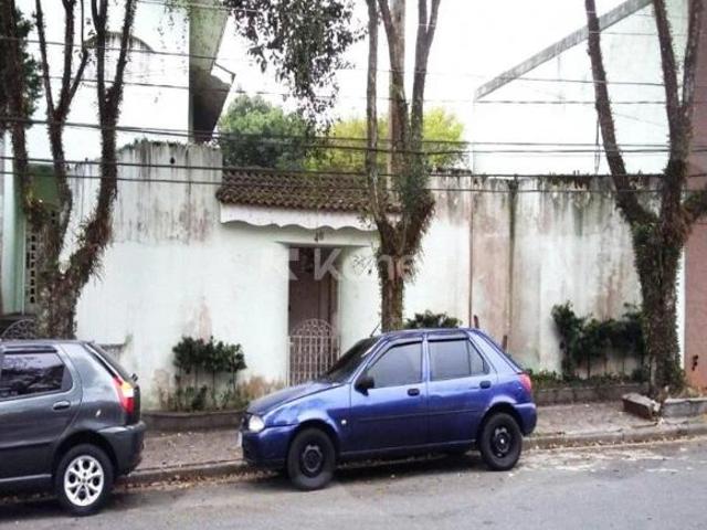 Sobrado à venda com 5 quartos em Vila Junqueira, Santo André