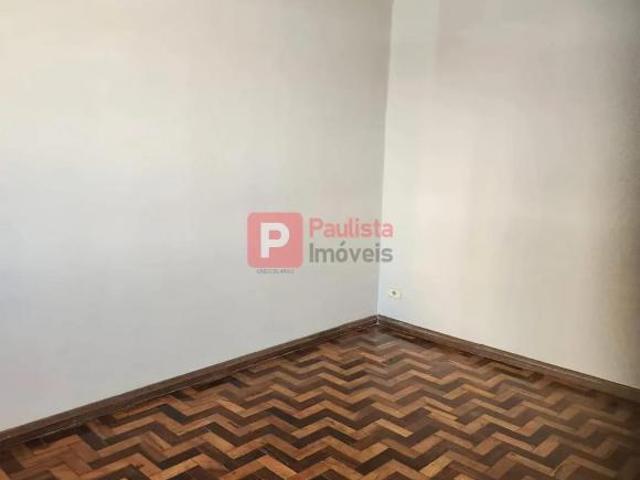 Sobrado à venda com 95 m², 3 quartos, sala dois ambientes, 2 banheiros, 1 vaga de garagem no Jardim