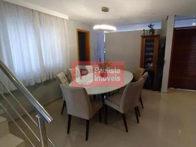 Sobrado à Venda, Condomínio Fechado, Próximo ao Bolsão de Interlagos, com 215m², 04 Dormitórios, 0