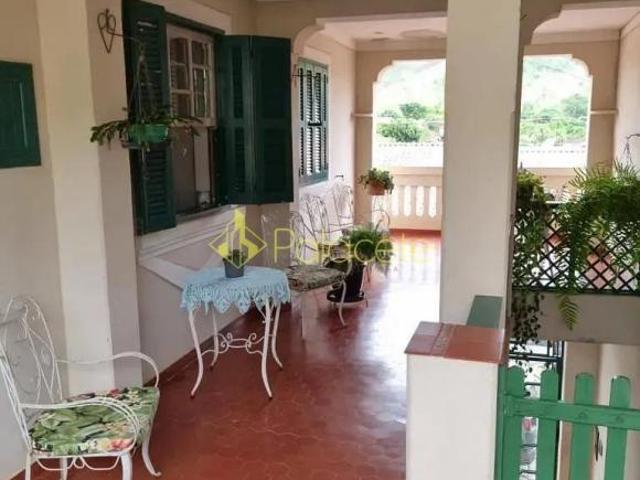 Sobrado à venda, Centro, São José do Barreiro, SP