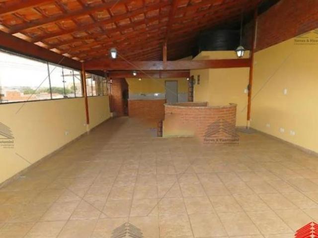 Sobrado a venda de 334 m² na Vila Carrão, 4 dormitórios, 5 banheiros, lavanderia, sala 2 ambientes