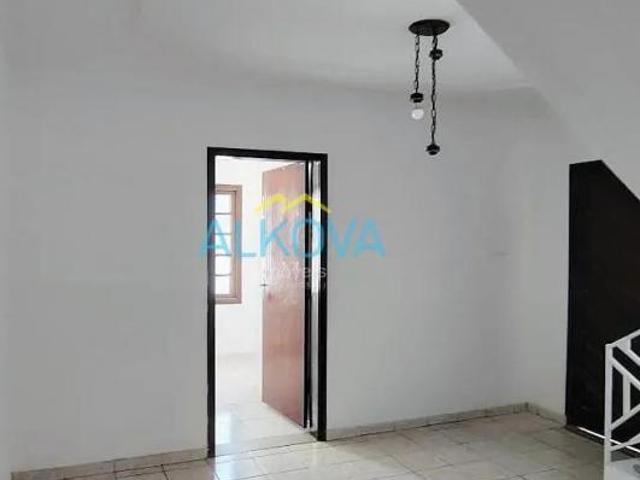 Sobrado à venda e locação 3 Quartos, 1 Suite, 2 Vagas, 170M², Cidade Morumbi, São José dos Campos