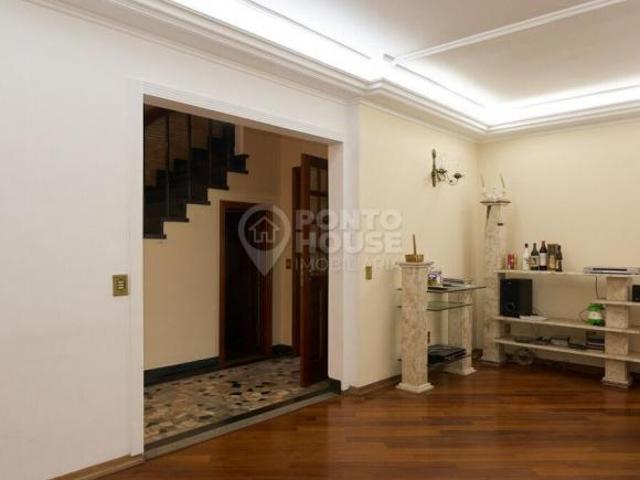 Sobrado à venda e locação bairro Vila Mariana de 400m², 4 dormitórios e 2 vagas