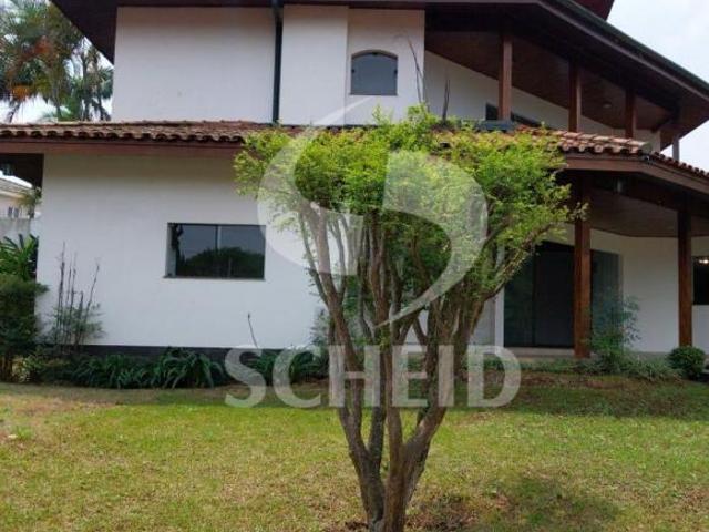 SOBRADO À VENDA E LOCAÇÃO EM INTERLAGOS 1.100m² DE TERRENO E 480m² DE ÁREA CONSTRUÍDA