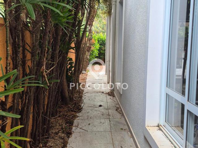 Sobrado à venda e para alugar em Campinas, Loteamento Alphaville Campinas, com 4 quartos, com 197 m²