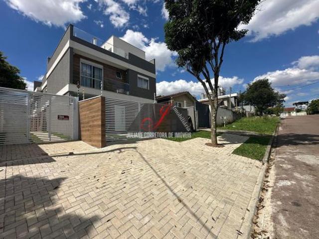 Sobrado à venda em Condomínio no bairro Portão em Curitiba