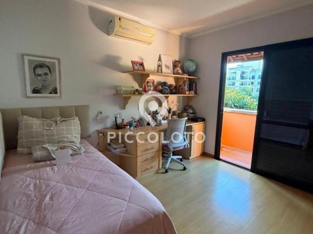 Sobrado à venda em Campinas, Bairro das Palmeiras, com 4 quartos, com 330 m²