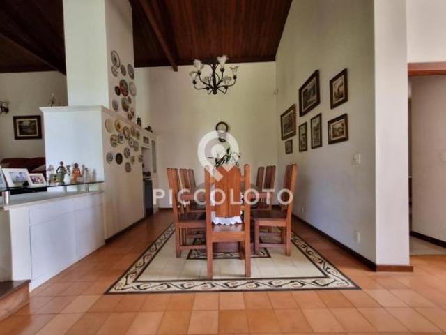 Sobrado à venda em Campinas, Vila Brandina, com 4 quartos, com 363.02 m², Iguatemi
