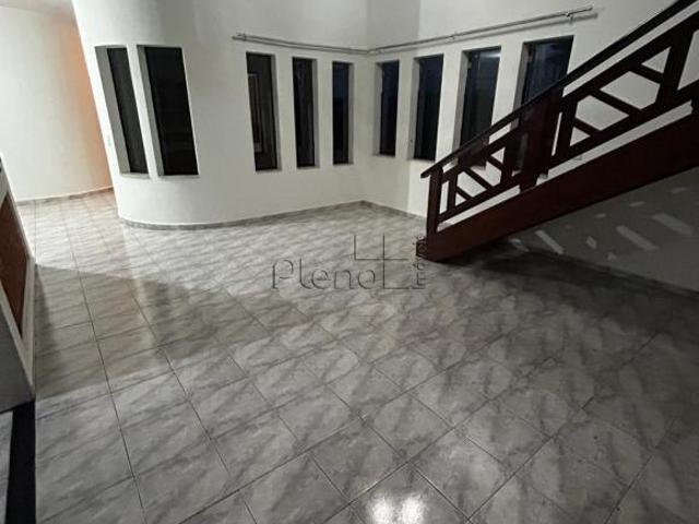 Sobrado à venda em Indaiatuba, Vila Soriano, com 2 quartos, com 239.78 m²