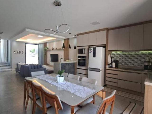 Sobrado à venda em Indaiatuba, Jardim Piemonte, com 4 suítes, com 240 m², Jardim Piemonte