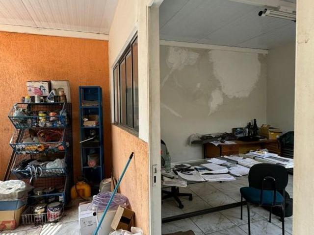 Sobrado à Venda em Laranjeiras Caieiras com 6 Quartos e 2 Suítes