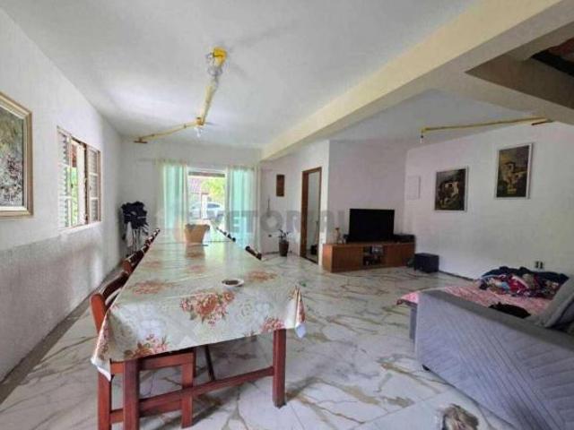Sobrado à venda em São Sebastião, Barequeçaba, com 3 quartos, 240,00m²