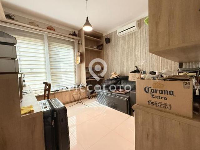 Sobrado à venda em Paulínia, Betel, com 4 quartos, com 262.28 m², Residencial Jacarandás