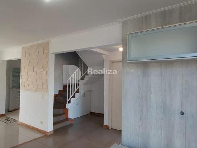 Sobrado à venda em Pindamonhangaba, Loteamento Alfredo Abilio Flores, com 3 quartos, com 94 m²
