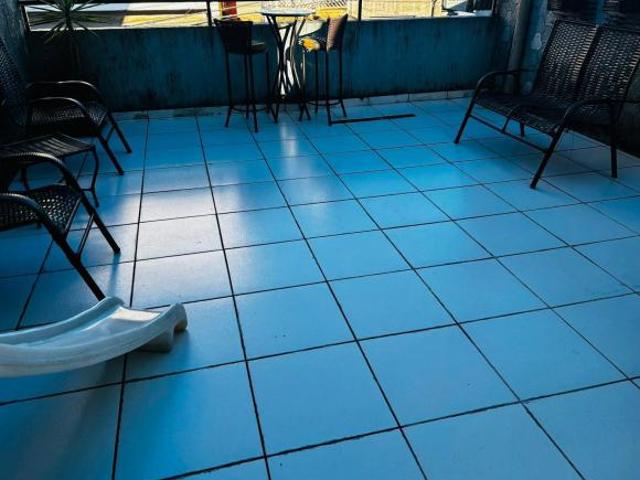 Sobrado a venda em Taipas