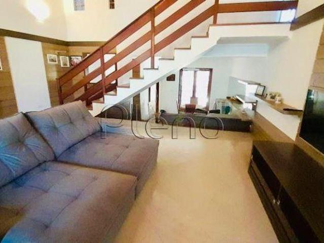 Sobrado à venda em Valinhos, Aguas da Serra, com 3 quartos, com 260 m², Condomín