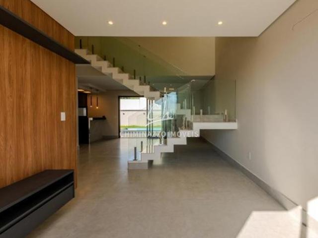 Sobrado à venda em Valinhos, Vila Capuava, com 3 suítes, com 239.11 m², Colline di Parma