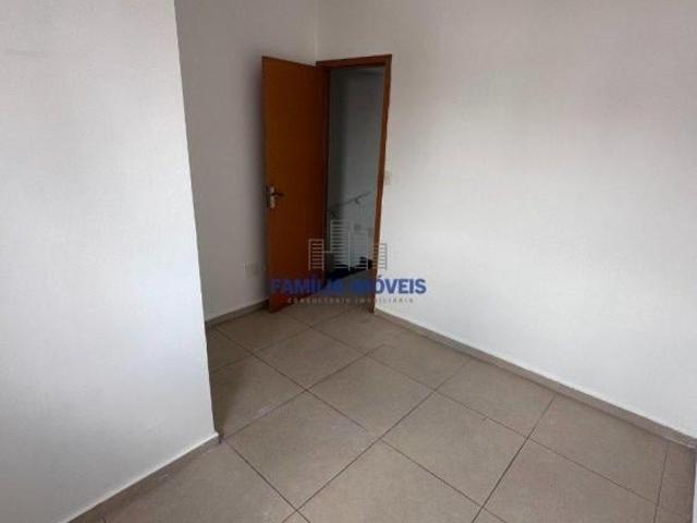Sobrado à venda em Vilagio 2 suítes vaga Encruzilhada Santos/SP