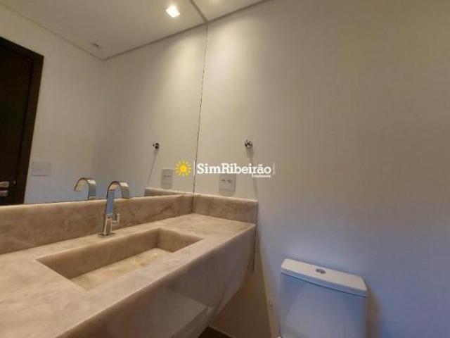 Sobrado a venda no Colina do Golfe. Bairro Vila do Golf