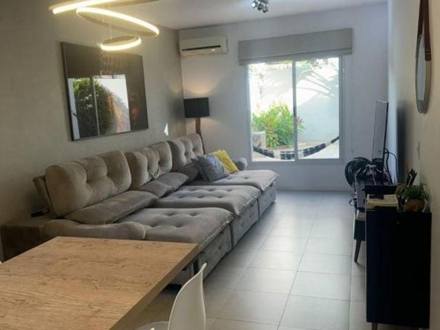 Sobrado à venda no Campolim, Sorocaba | 3 dorms, 1 suíte