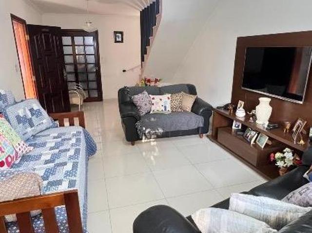 Sobrado à venda no Centro de Diadema Atacadão Diadema | 3 dorms, 1 suíte, 3 vagas