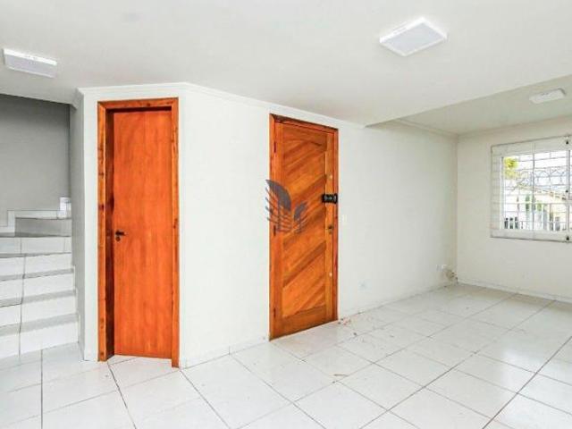 Sobrado à venda no Alto Boqueirão