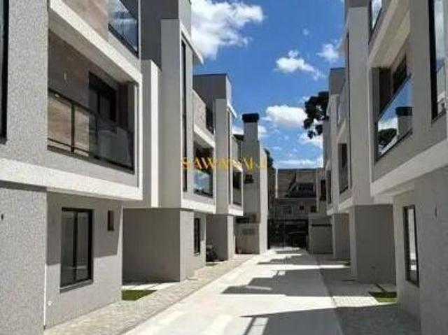Sobrado à venda no bairro Boqueirão Curitiba/PR