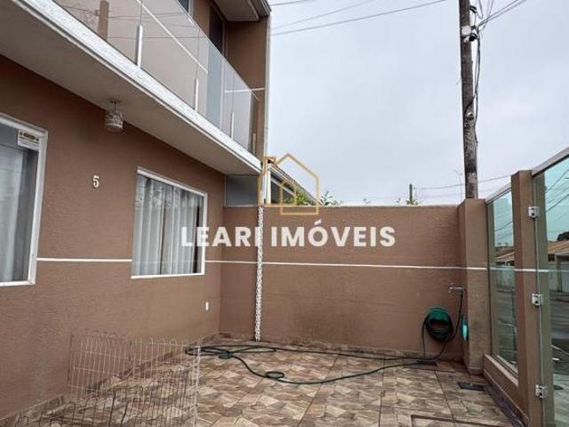 Sobrado à venda no bairro Campo Largo da Roseira São José dos Pinhais/PR
