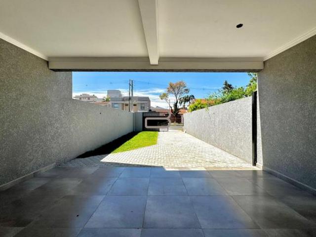 Sobrado à venda no bairro Cidade Jardim São José dos Pinhais/PR
