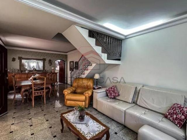 Sobrado a venda no Bairro da mooca com 4 quartos