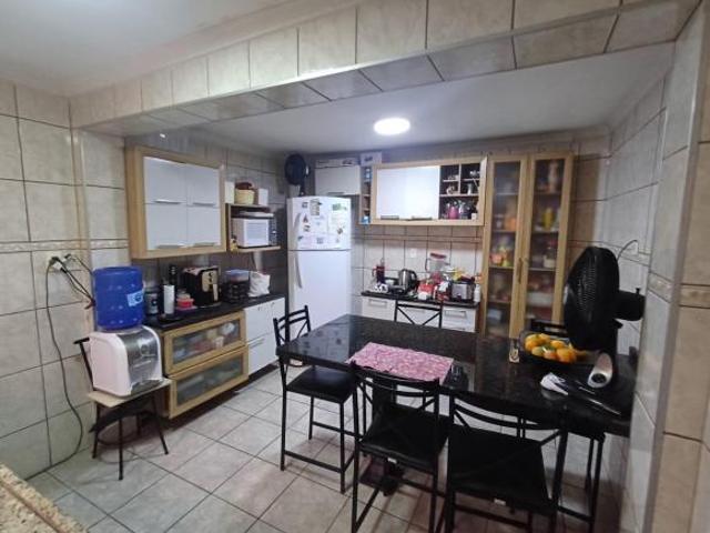 Sobrado à venda no Bairro do Jardim Mangalot na Rua Ramon Falcão