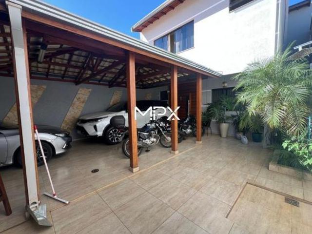 Sobrado à venda no bairro Jardim Astúrias II em Piracicaba