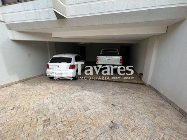 Sobrado à venda no bairro Zona II Umuarama/PR