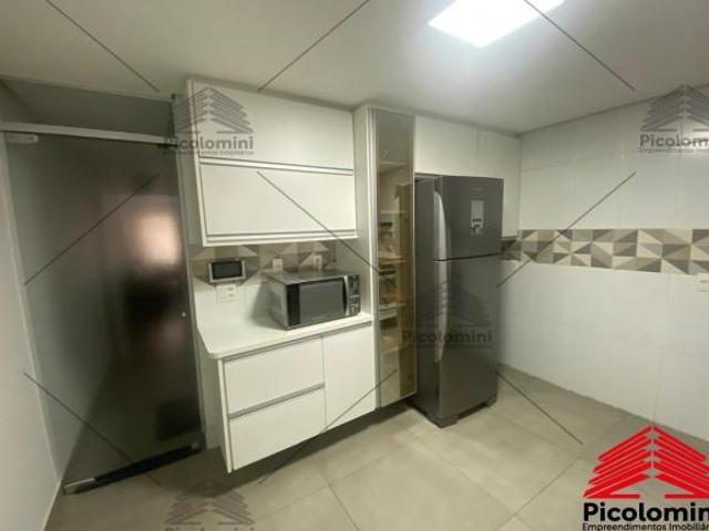 Sobrado a venda no Ipiranga de 158 m², 3 dormitórios, 3 suítes, 5 banheiros, área de serviço, moveis