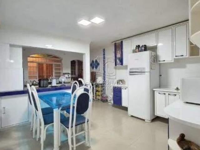 Sobrado à Venda no Jardim Alzira Franco – 208 m², 3 Dormitórios, 2 Vagas e Churr