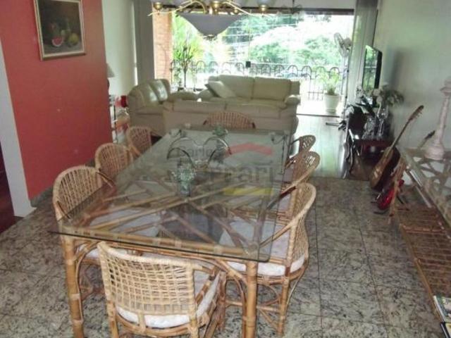 Sobrado á venda no Jardim França 380m² 3 dormitórios e 5 vagas