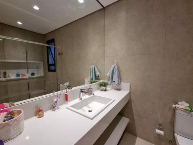 Sobrado à venda no Jardim Paulista com 415m² 4 dormitórios 4 suítes 4 banheiros