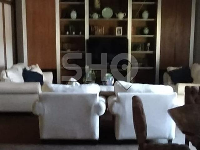 Sobrado à venda no Morumbi com 5 Quartos e 5 banheiros, 6 vagas de garagem