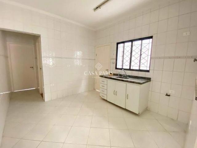 Sobrado à venda no Maracanã, Praia Grande – 2 quartos e churrasqueira
