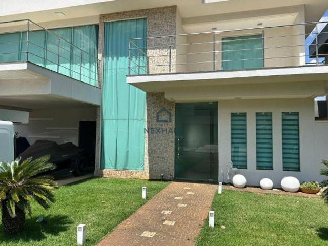 Sobrado á venda no Residencial Granville, Lote 437m2 e Área Construída 4437m2. 04 Suítes sendo 01