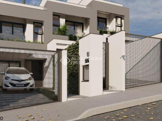 Sobrado à Venda no Residencial Santorini
