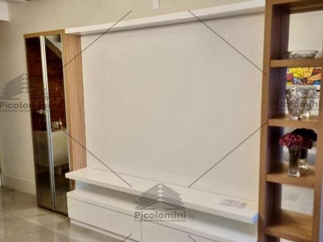 Sobrado à venda no Tatuapé, 270 m², 03 quartos, 01 suite com closet, ampla sala, cozinha americana m
